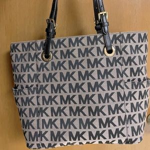 Michael Kors Shoulder Bag